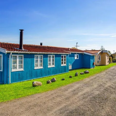 In With 3 Bedrooms, Outdoor Swimming Pool And Heated Swimming Pool 公寓 *