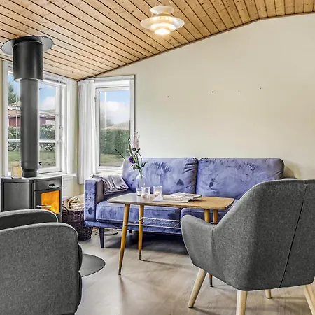 In With 3 Bedrooms, Outdoor Swimming Pool And Heated Swimming Pool 公寓 阿灵厄